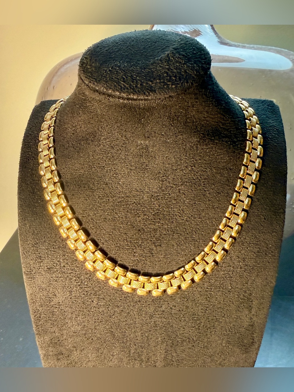 Vintage Signed Monet Gold Tone Smooth Rectangular Block Collar Necklace
